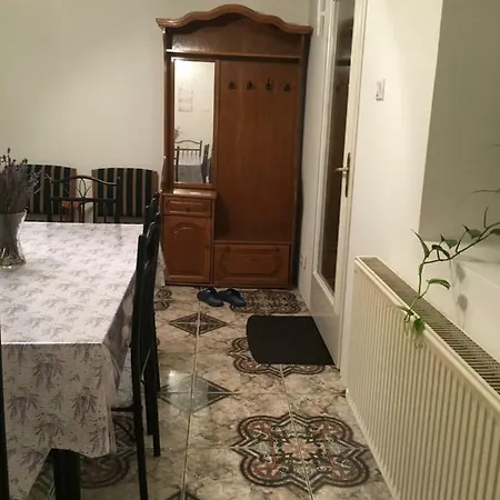 Апартаменты Levendula Apartmanhaz *